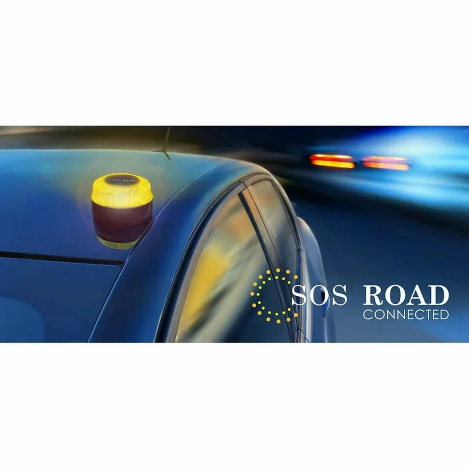 V16 car beacon approved by the dgt - geolocatable dgt beacon - sos road beacon connected to satellite (strong)