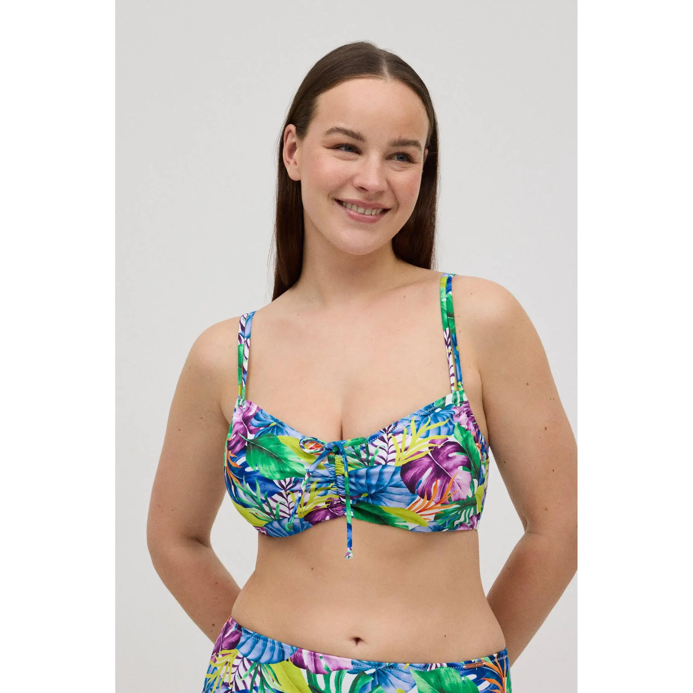 Ysabel Mora - Top bikini reductor estampado tropical copas C y E