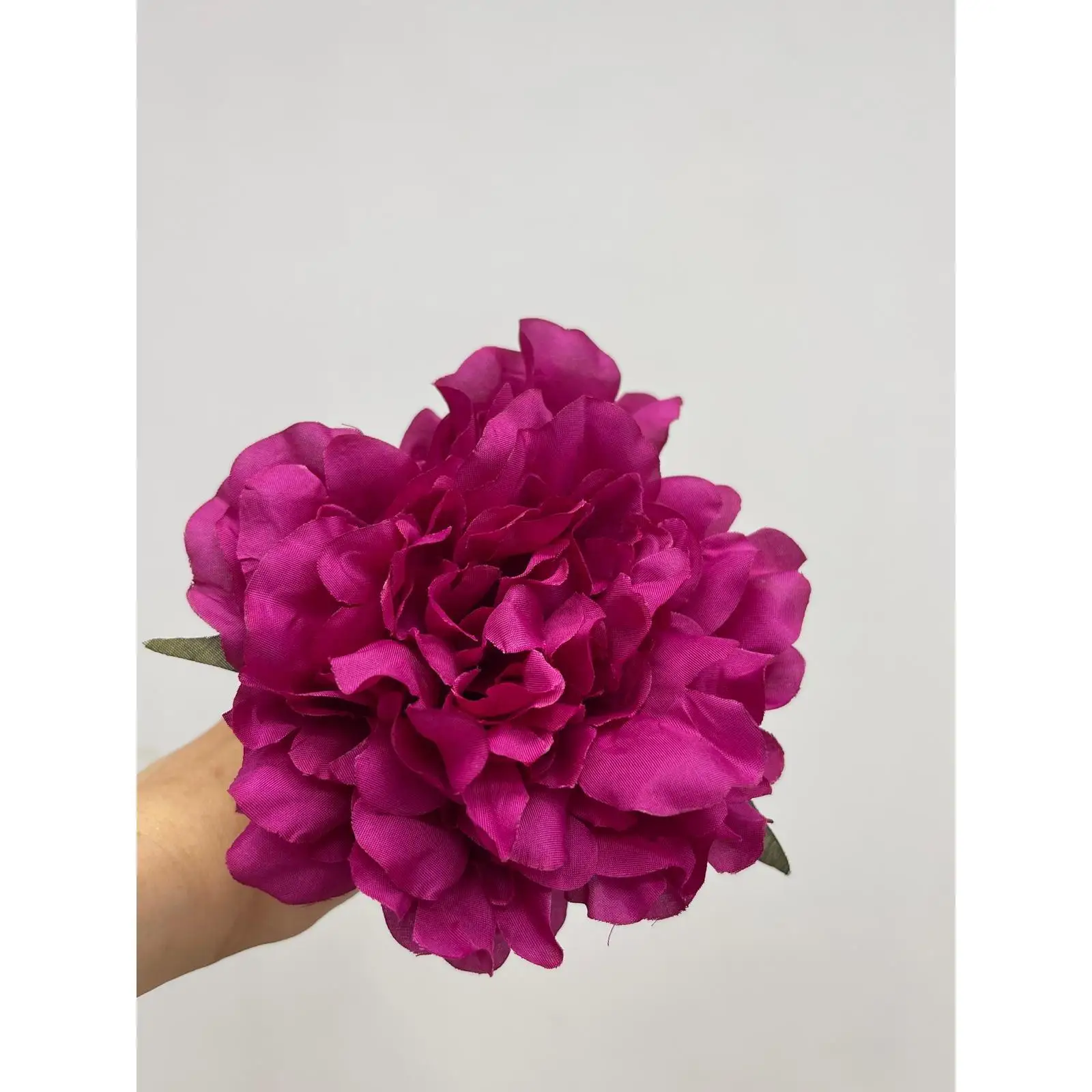 Flor Peonia De Color Bungavilla Para Cabello De Flamenca te Dara Estilo , Elegancia y Tradicion
