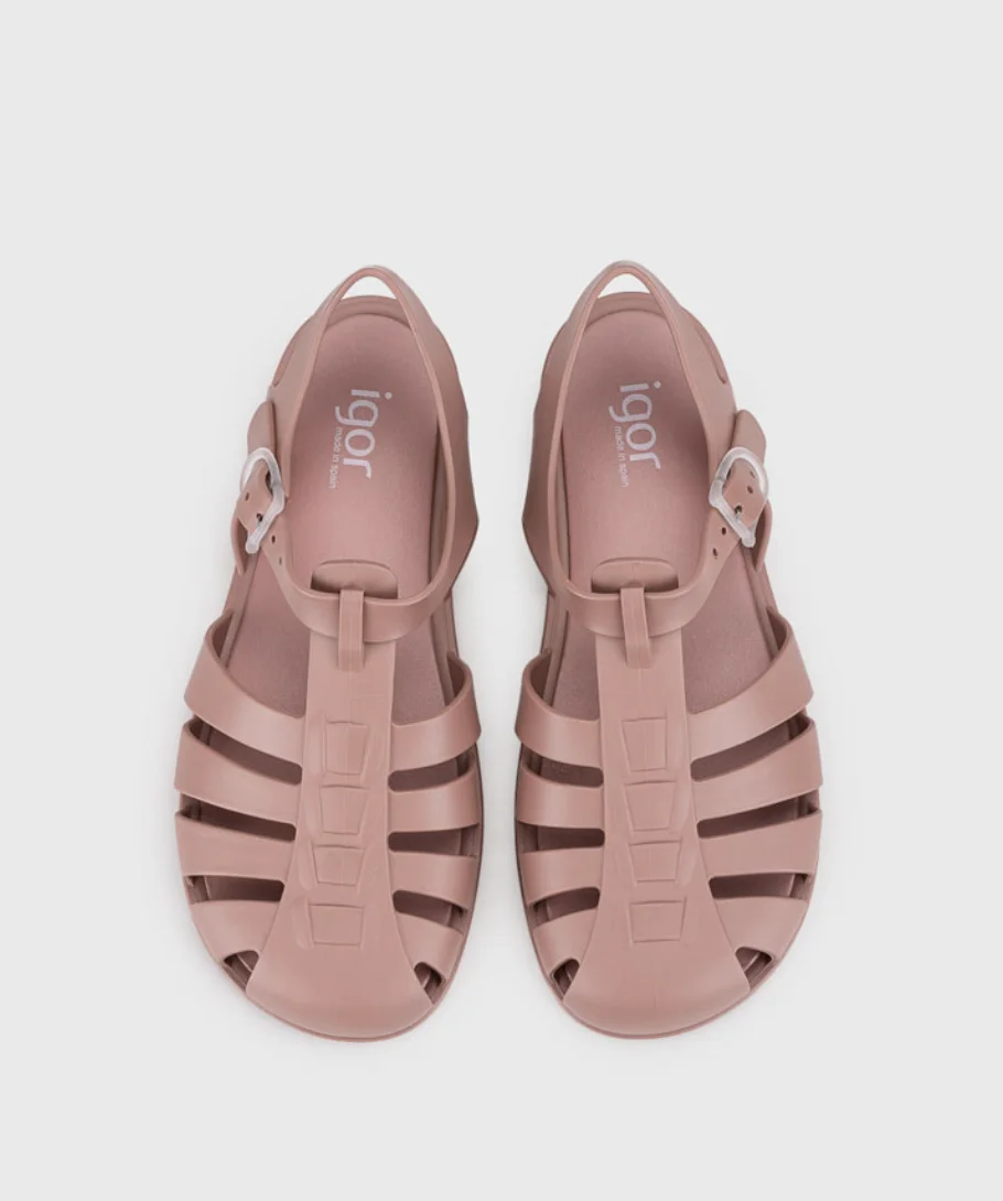 Adult respecting ura pink igor barefoot