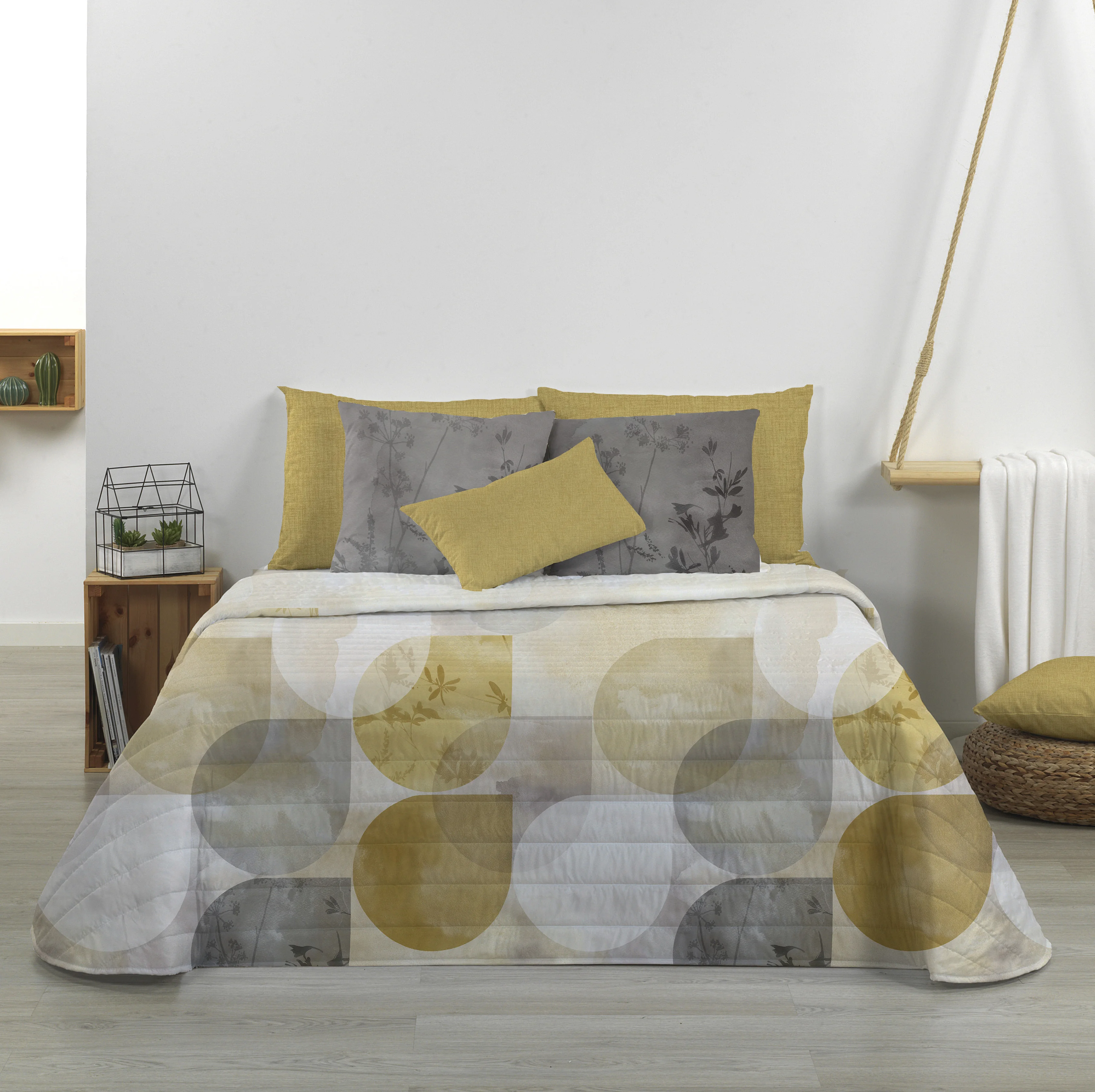 NORDIC HOME - Colcha bouti reversible BURBUJAS mostaza - 100% microfibra - Acolchado fibra hueca 100gr - Cama 90/105/135/150/180 -