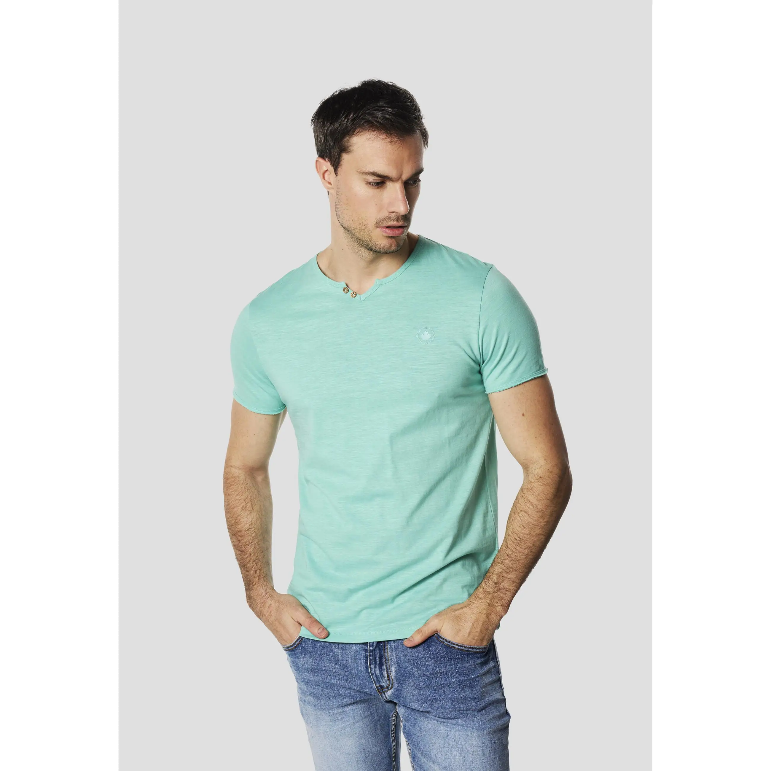Koroshi Camiseta Hombre Manga Corta Henley Cuello Abertura Algodón – Koroshi 2611MC62