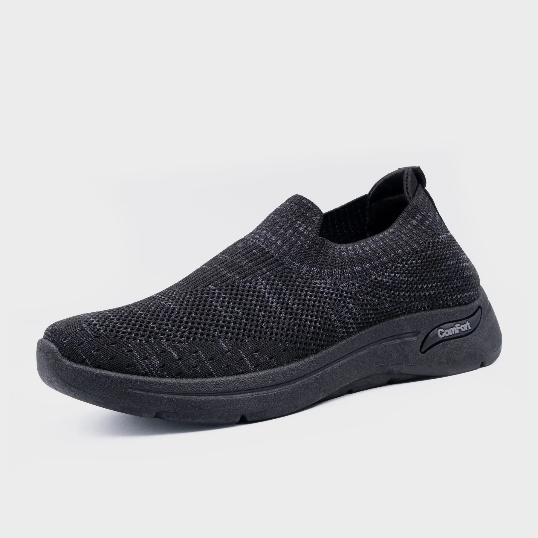 Zapatillas negras tipo slip on de mujer | Deportivas cómodas sin cordones
