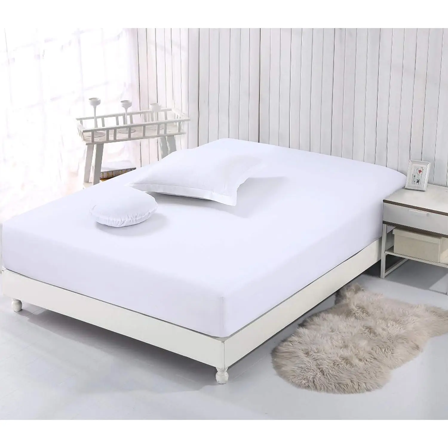 HMS top quality low bed sheets or pillowcase Sulzer | White | 50/50 cotton-polyester | Mattresses high 30 Cm, length 200 Cm