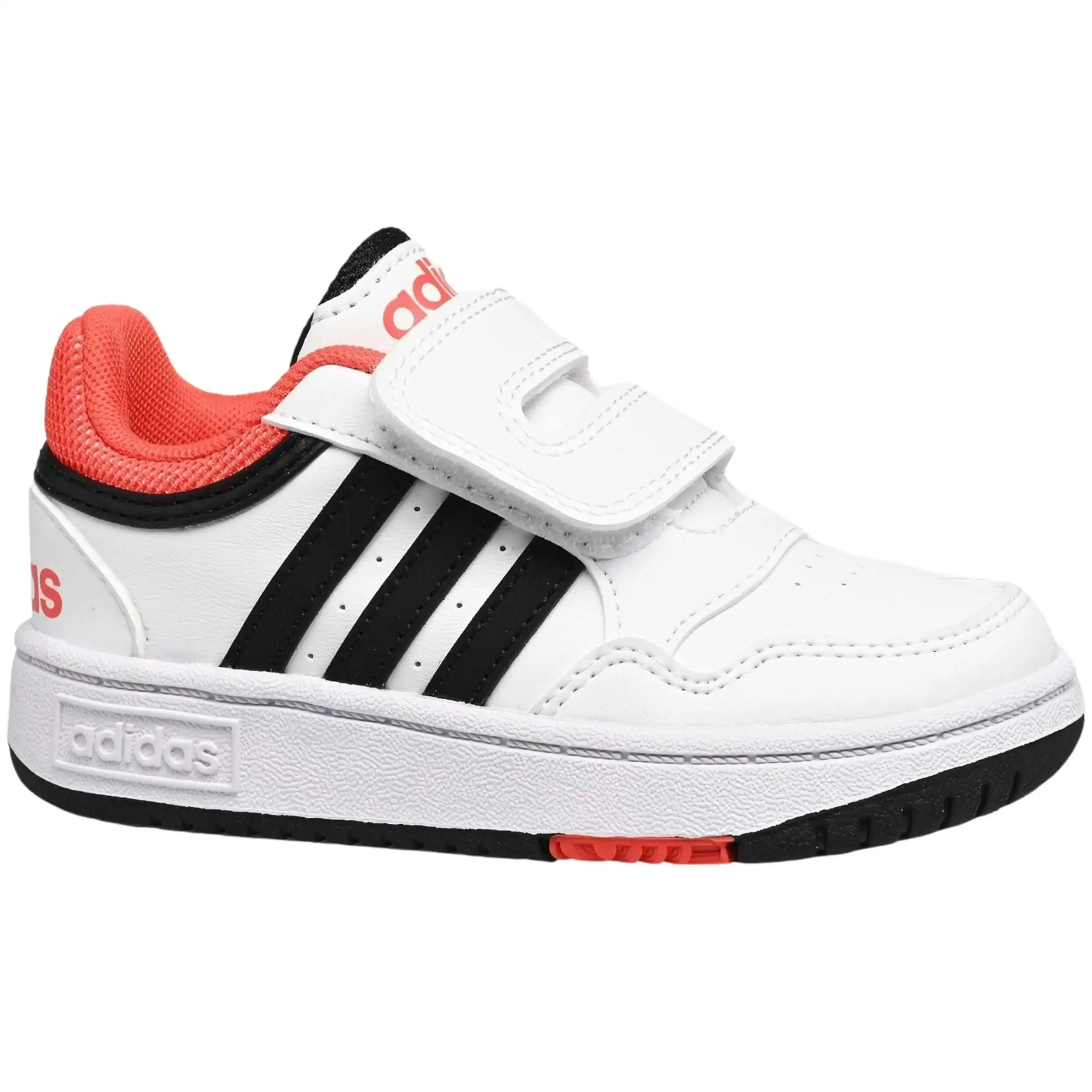 Calzado De Baloncesto Adidas modelo Hoops 3.0 Cf Iftwwht/Cblack/Brired en color Blanco