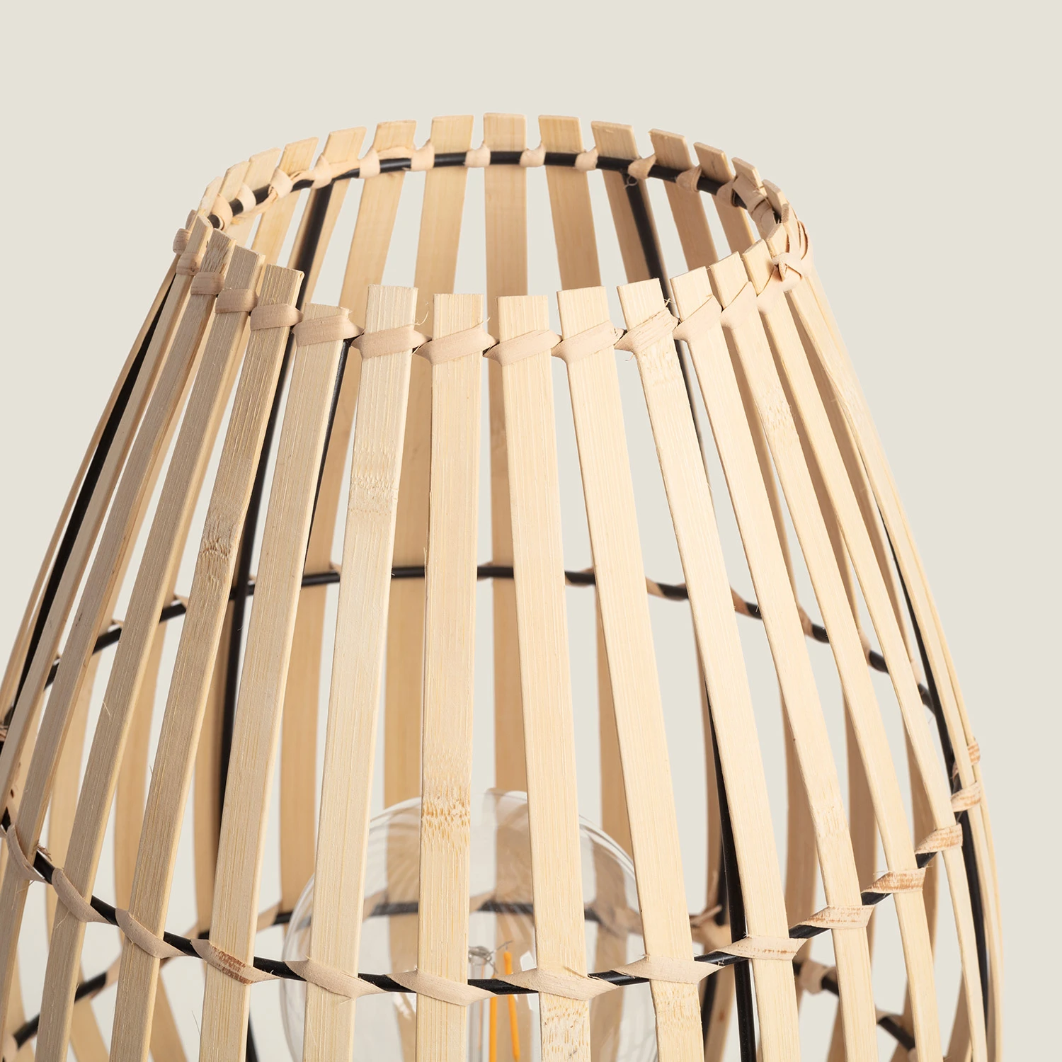 Bamboo Atamach table lamp