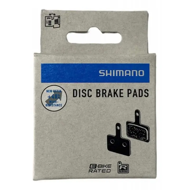 SHIMANO | Pastillas De Freno Resina B05S - Pastillas originales Shimano   Compuesto: Resina Compatibilidad: BR-M447 / BR-M446 / BR-M416A / BR-M4050 / BR-M3050 / BR-M395 / BR-M375 / BR-M365 / BR-M355 /