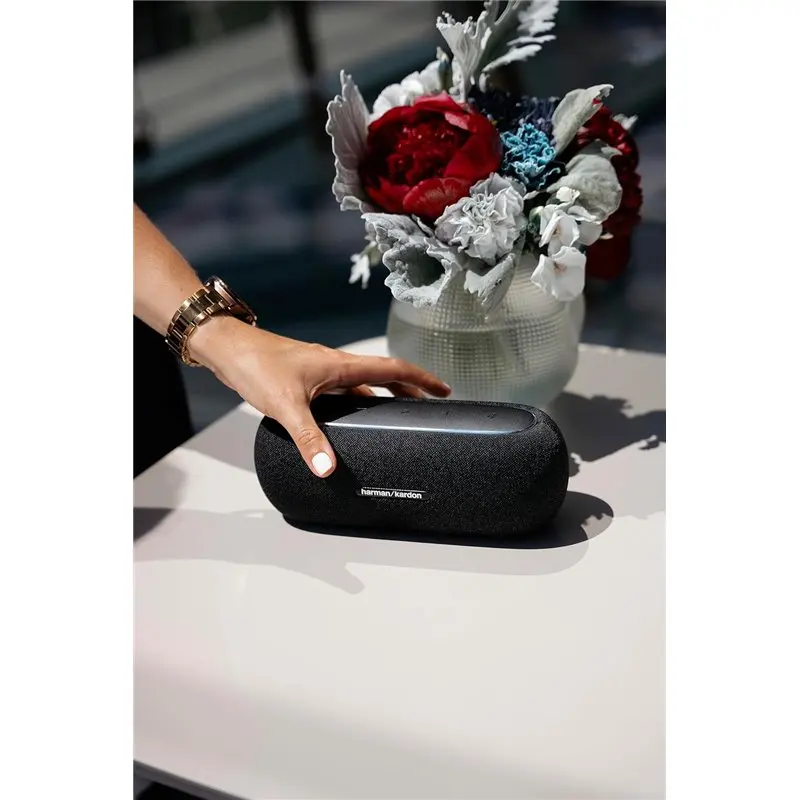 Harman Kardon Luna Bluetooth Compact Black - Portable speaker with powerful sound, ideal for outdoor use. Enjoy your music with this compact, high-quality Bluetooth speaker. #5
