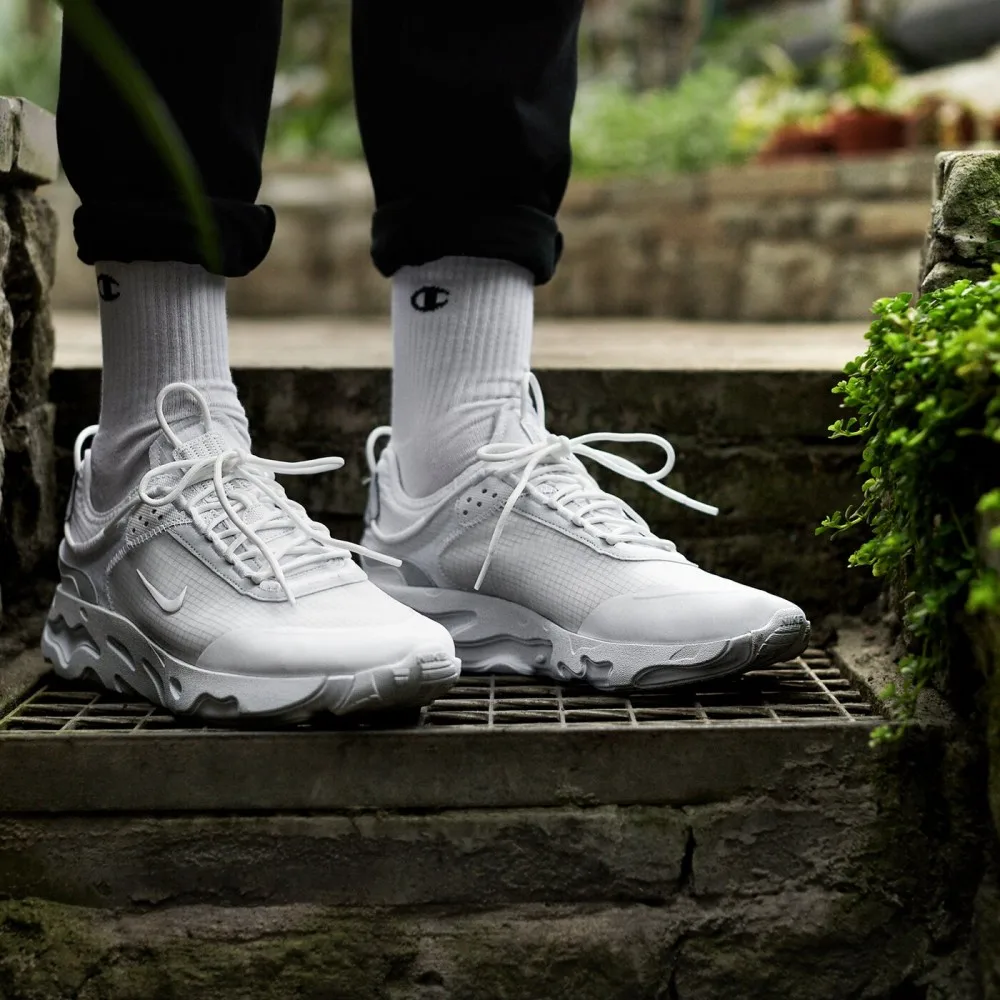 Nike react live cv1772-101 white men's 100% original