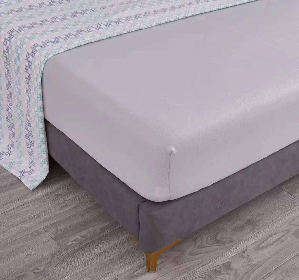 Decodeko 3-Piece Sheet Set - Winter Collection, 100% Polyester Microfiber, Adjustable Fitted Sheet, Top Sheet, and Long Pillowcase, available in sizes 90, 105, 135, and 150 cm, soft geometric design for elegant bedding. #3