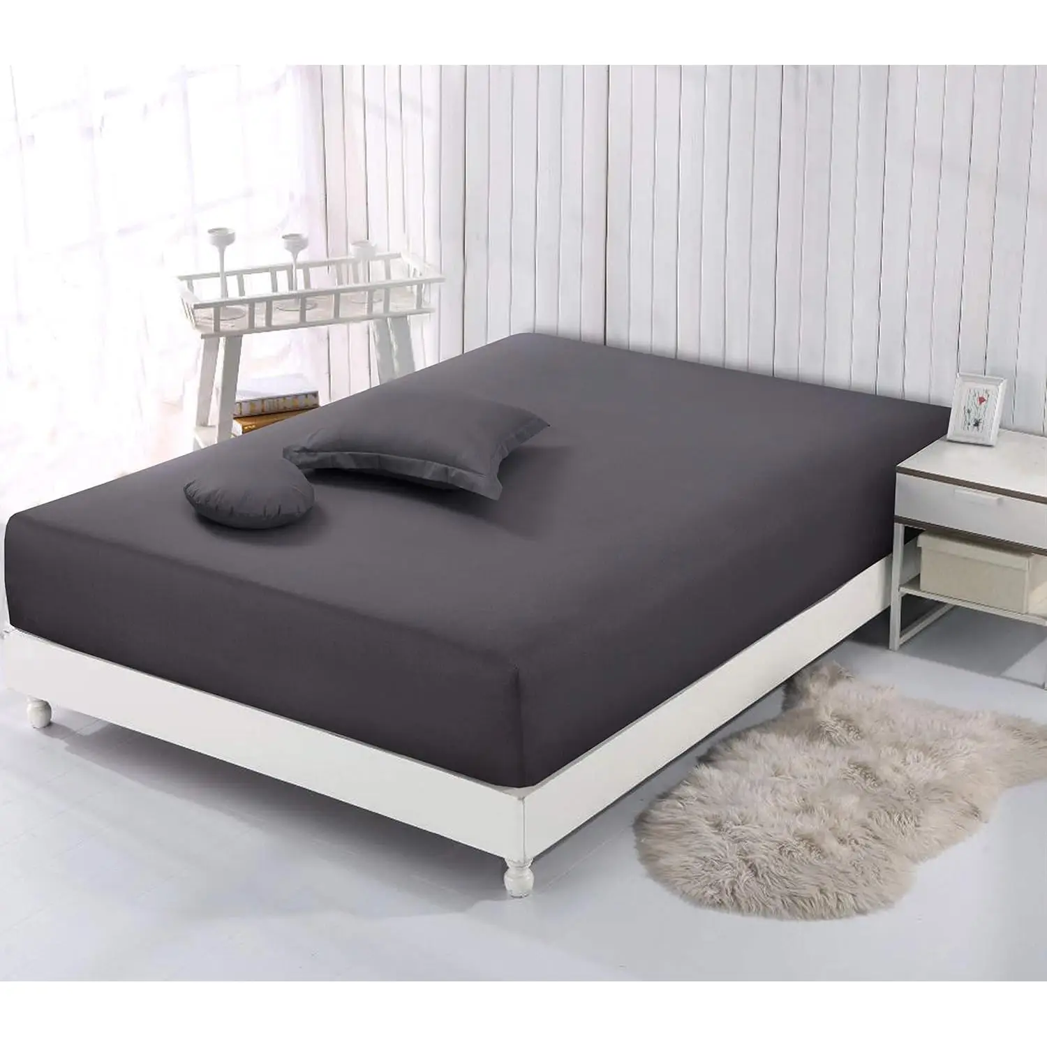 Sábana Bajera Gris Oscuro, 50% Algodón 50% Poliéster, Ajustable 30 cm, Disponible Para Camas De 90, 105, 135 y 150, HMS.
