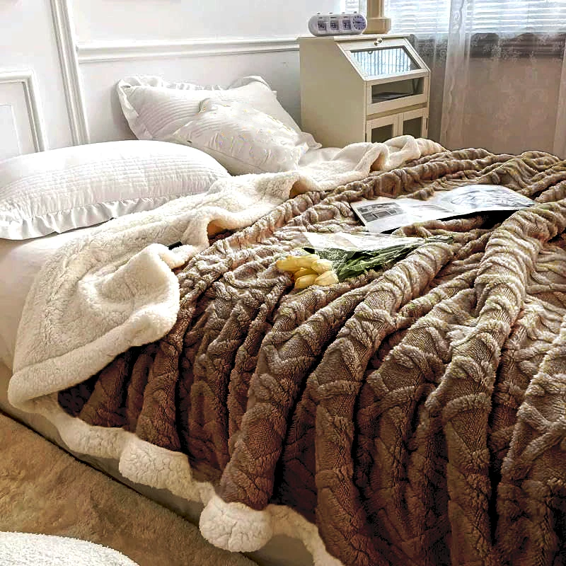 Decodeko Reversible Fleece Blanket - Soft and Warm for Sofa and Bed, 100% Polyester, Available in 3 Sizes (130x160cm, 160x220cm, 220x240cm) and 9 Colors Including Beige and Blue, Perfect for Cozy Winter Evenings