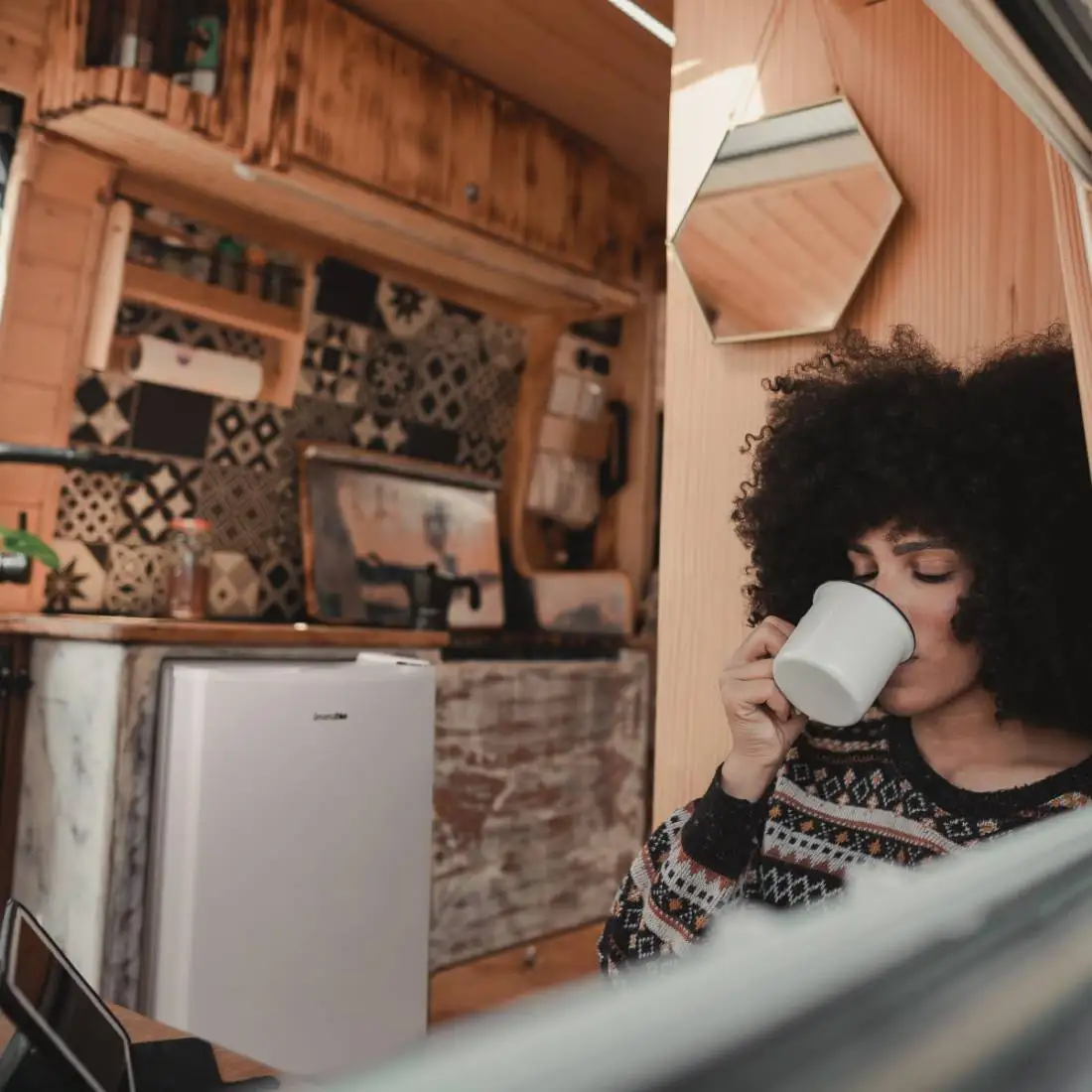 UNIVERSALBLUE Universalblue portable refrigerator 12V | ZEYA 6030W - Ideal for caravans and Camper