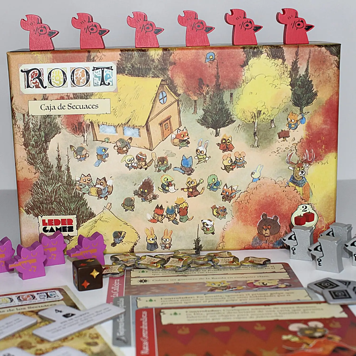 2tomatoes Games | Root: Marauding henchmen | Board game with board | Hand management | 2-4 players | Language: Spanish | Theme: Animals