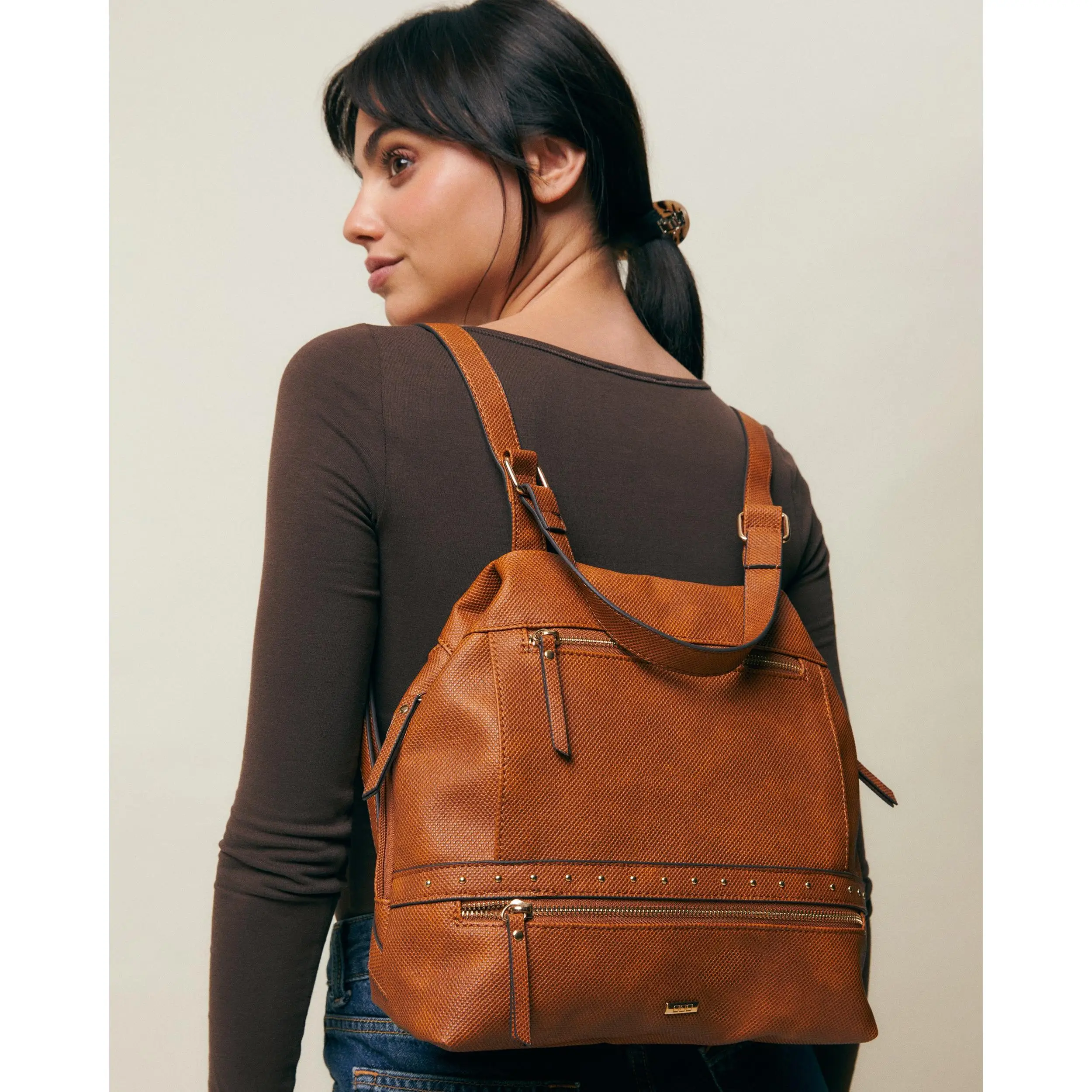 Misako Engri mochila antirrobo con detalles metálicos Mochila Mujer