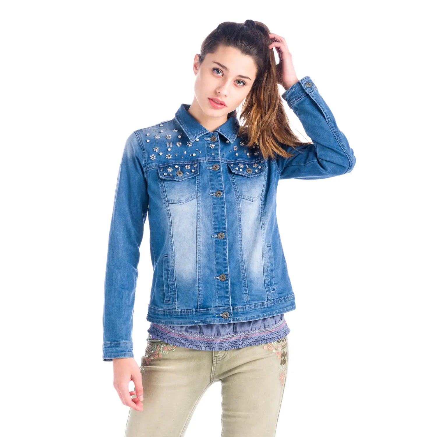 Koroshi Cazadora denim abalorios | tendencia actual