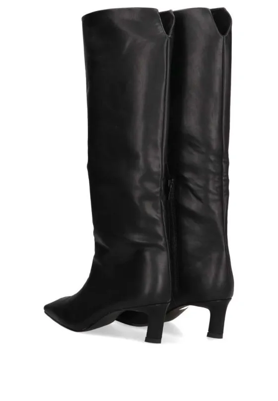 Corina boot m3923 black