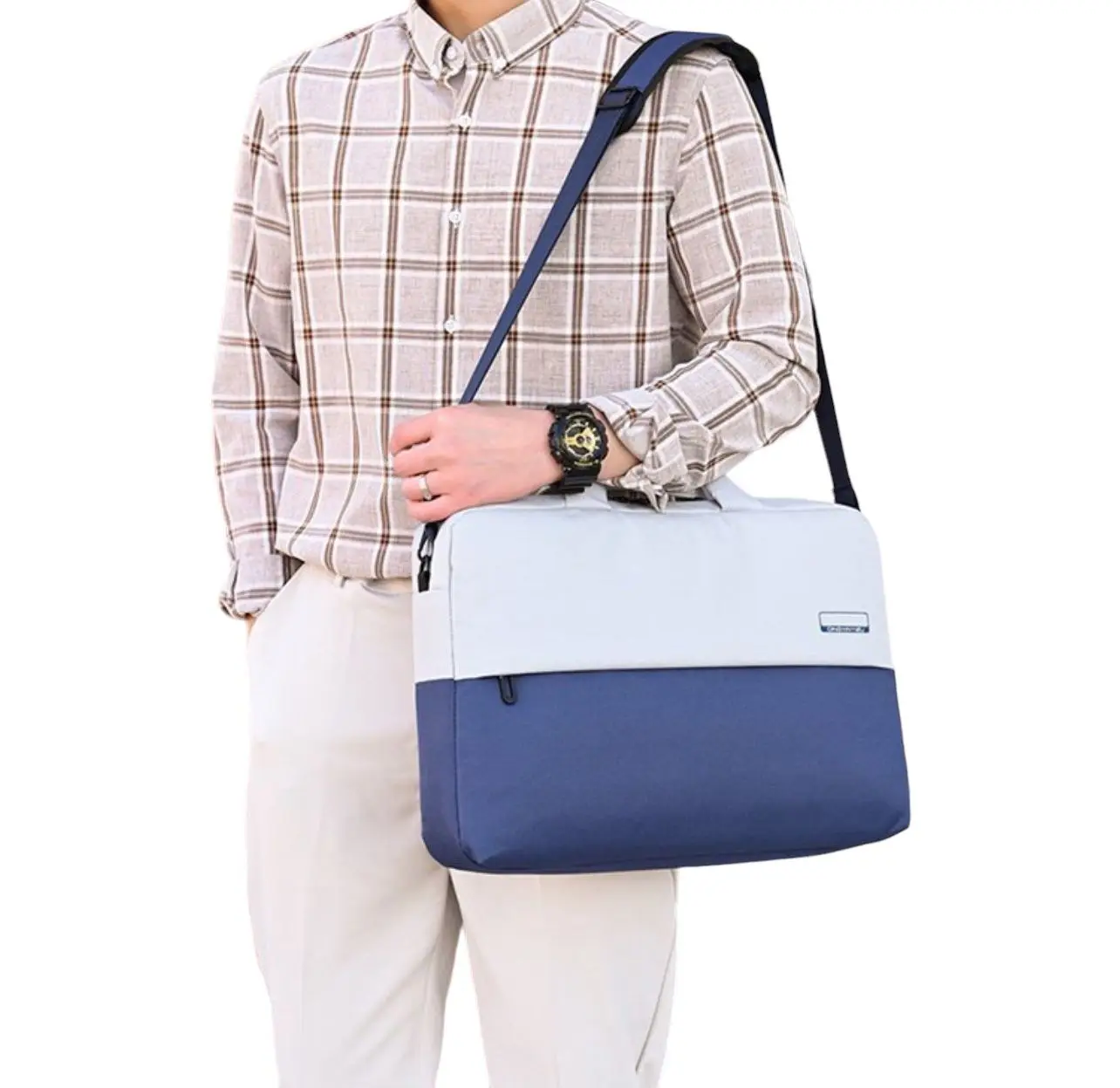 Laptop Backpack with USB Charging Cable, Multi-functional, Anti-theft, Various Colors, Perfect for Students and Tablets, Made from Durable Nylon and PU Leather.