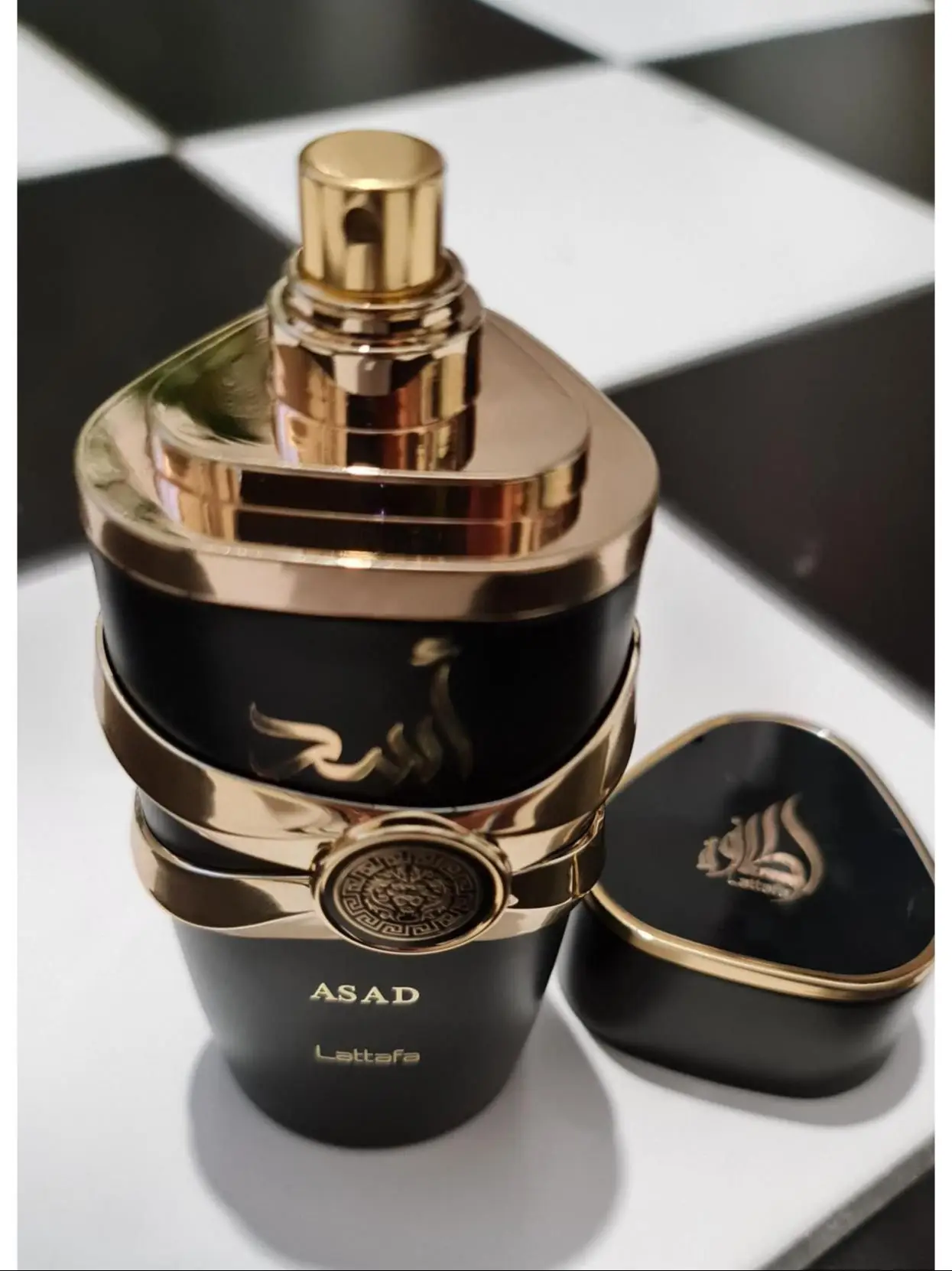 Arab men's perfume tonsilfa asad, fashion cologne, large format 100ml. Beautifully designed decorative packaging.