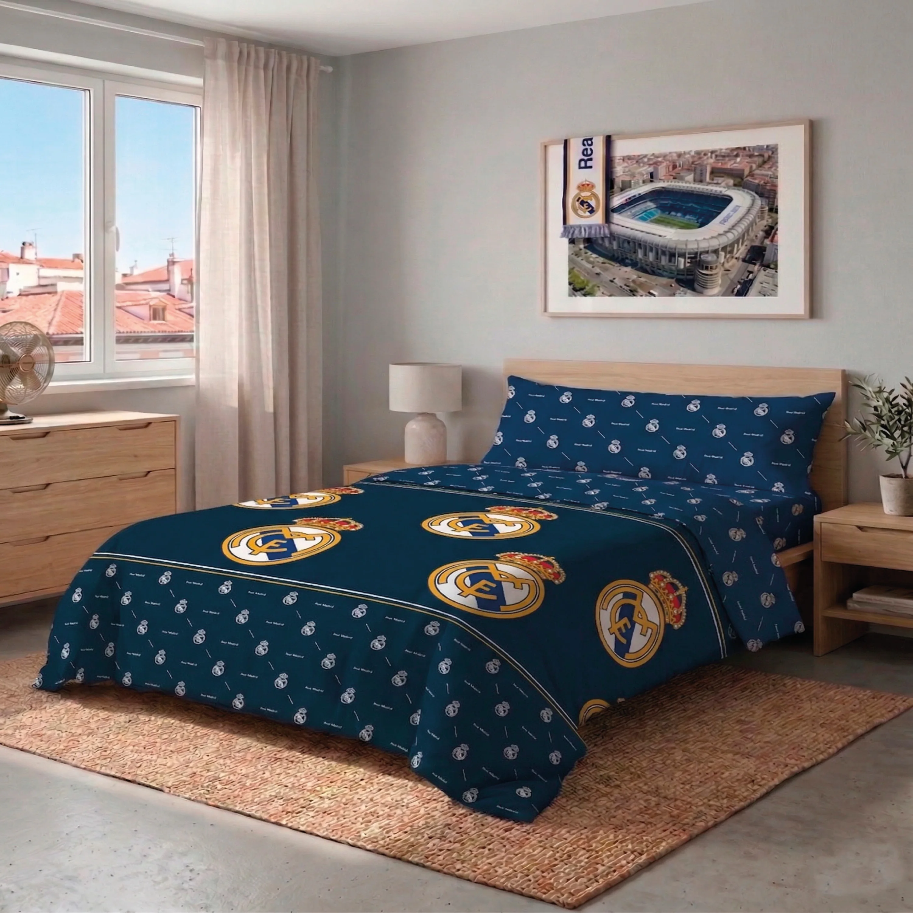 Real Madrid CF - Juego de Sábanas Verano 3 Piezas 100% Microfibra Oficial Real Madrid CF 2026 Modelo 1 Azul Marino – Suave, Resistente y Diseño Exclusivo, Escudo