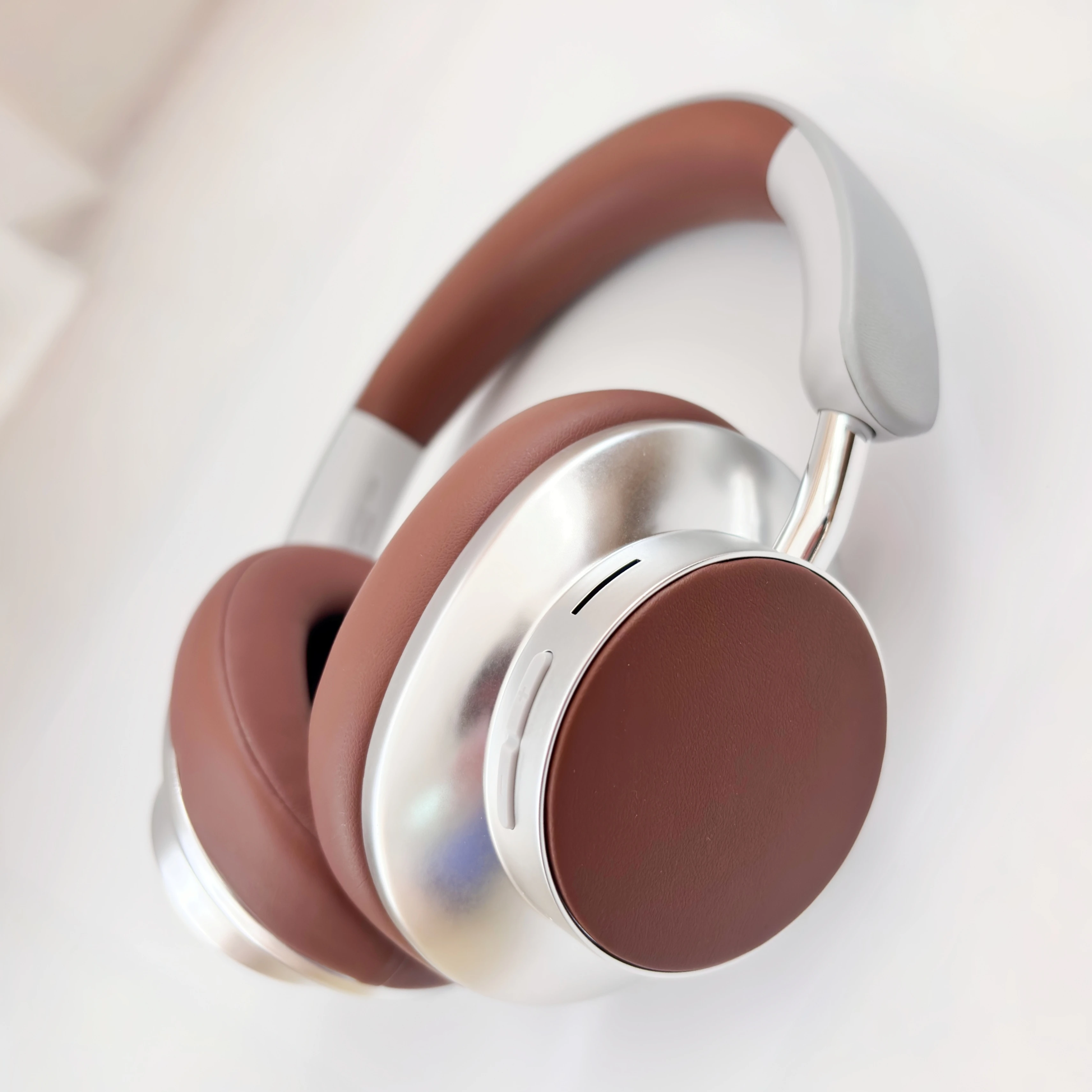 Auriculares Inalámbricos de Bluetooth con Bajo Potente y 24 horas de Autonomía Cascos Diadema Deportivos TEISCHE