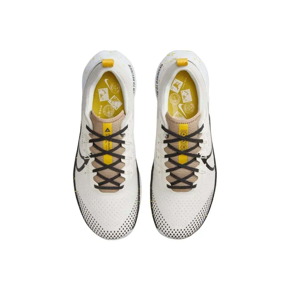 Nike React Pegasus Trail 4 shoes are men's trail running shoes featuring breathable mesh for comfort and grip, designed for both city and trail use with Nike React foam for cushioning. #2