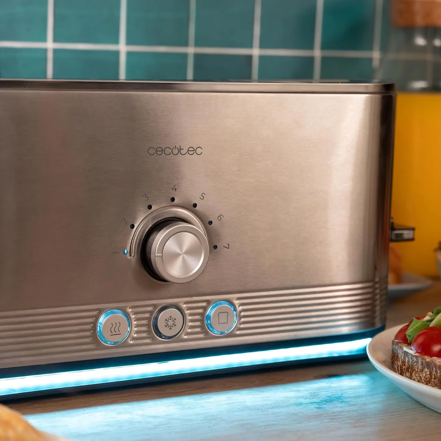 Shine&toast extra cecotec vertical toaster