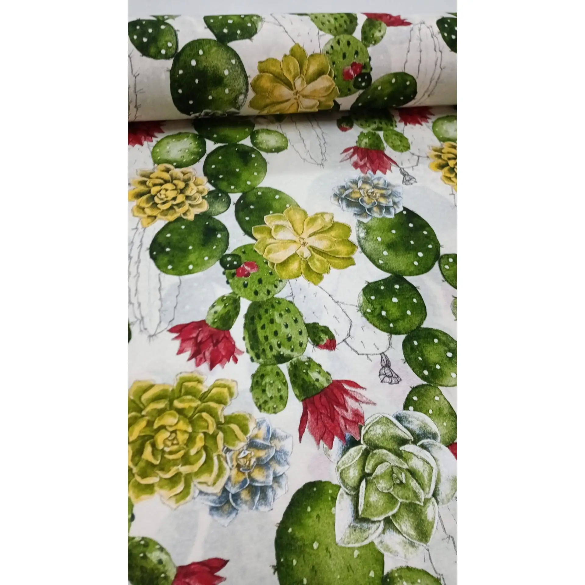 Loneta estampada Eden Verde. Ancho 2.80 metros. Largo a escoger de 0.50 a 0.50 metros en una sola pieza continua.