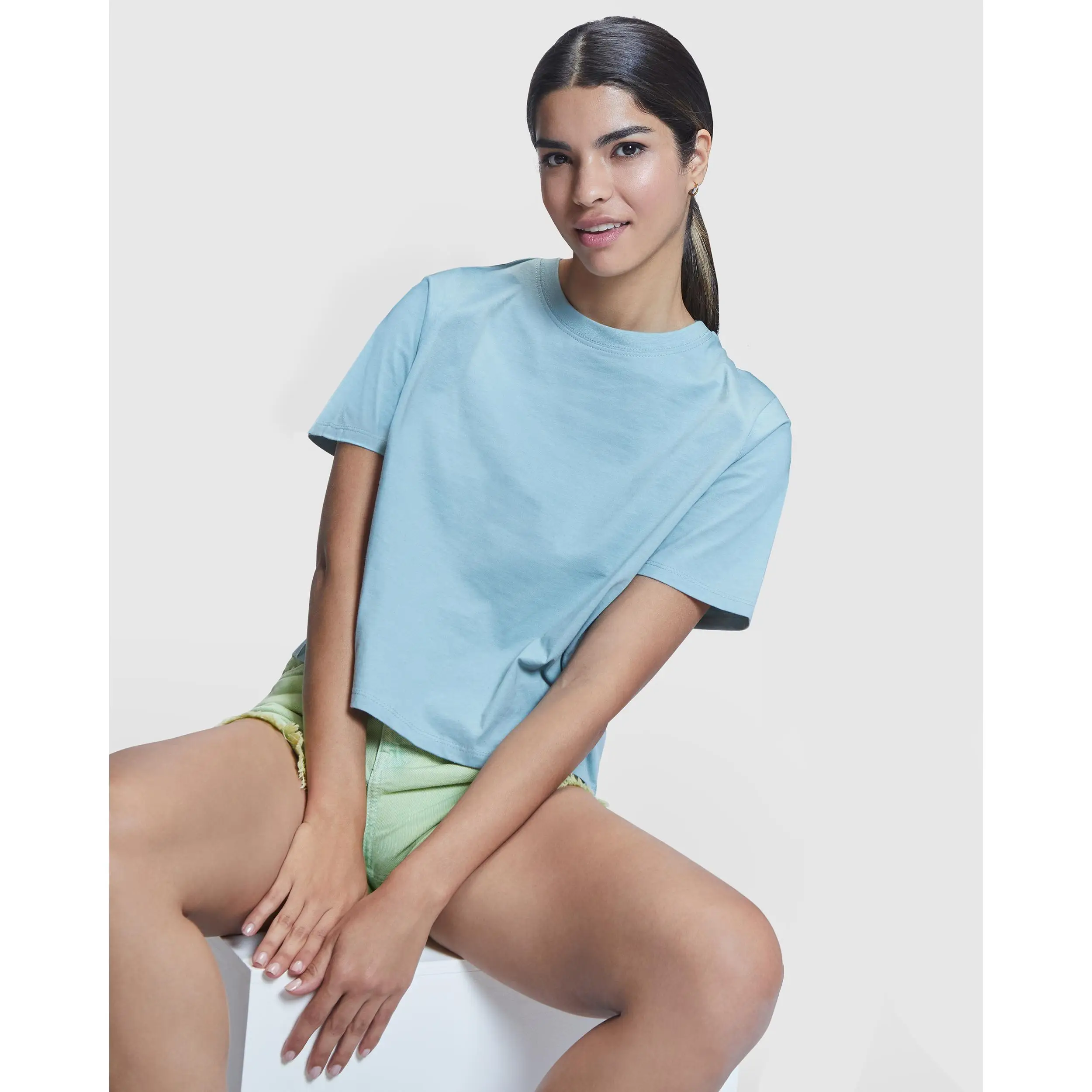 ROLY - DOMINICA camiseta mujer de talle corto y holgado manga corta