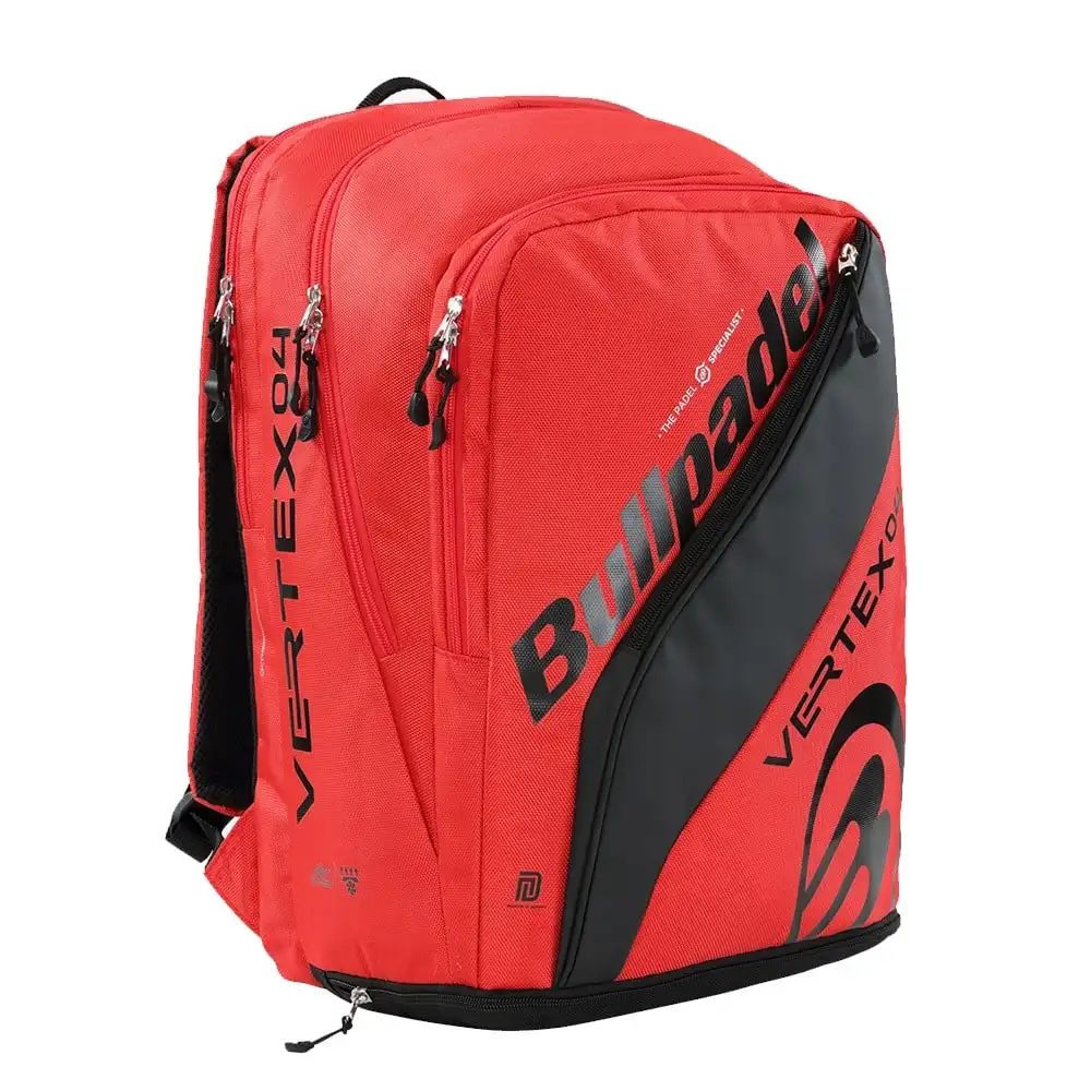 Was ist eine Bpade und warum ist die BULLPADEL BPM-24007 VERTEX 2024 red (backpack) eine gute Wahl?