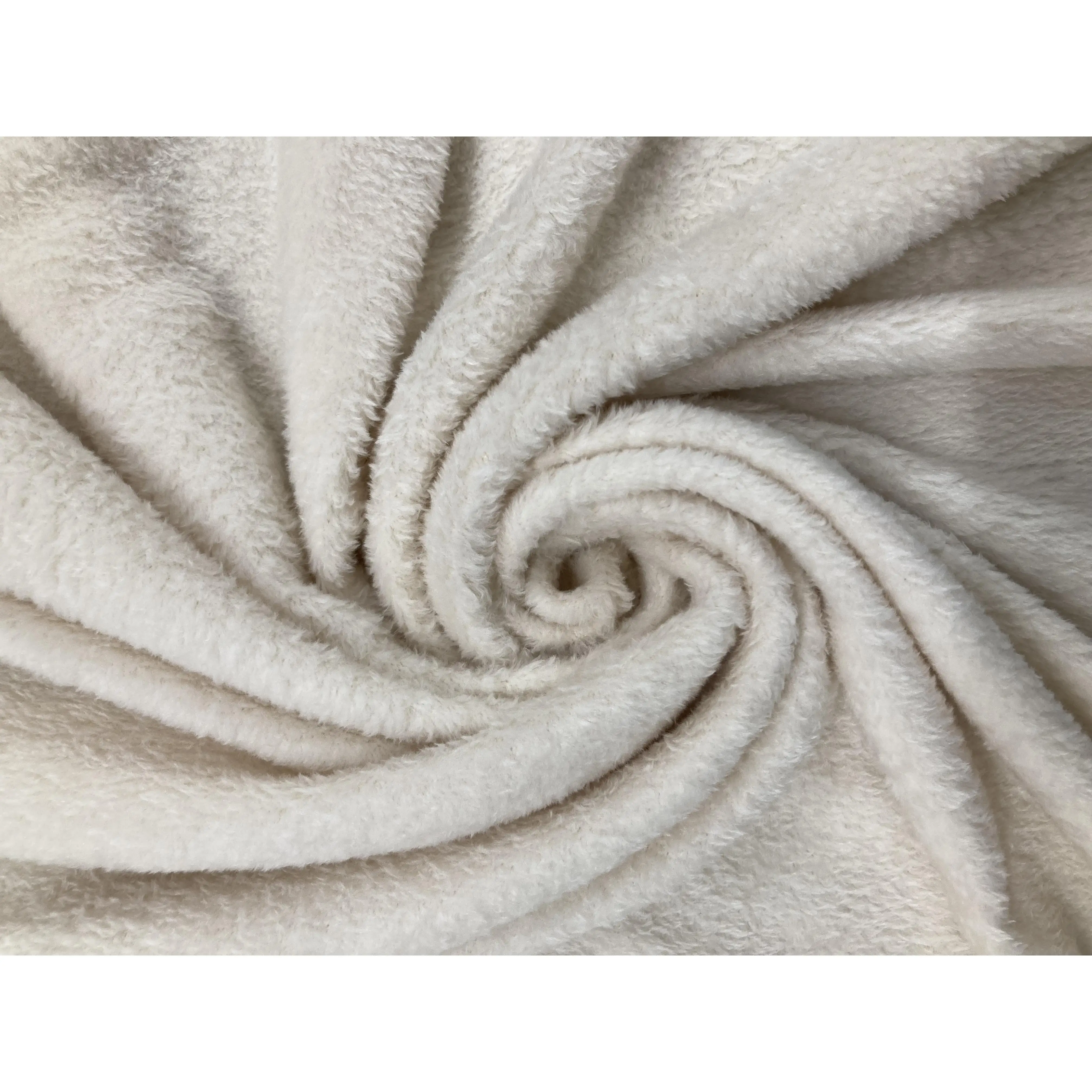 Tejidos Ortuño- Tela Coralina Beig, Para abrigo , Pijamas, Arrullos de Bebé, Batas, Sudaderas. 1m x Ancho 1.50m