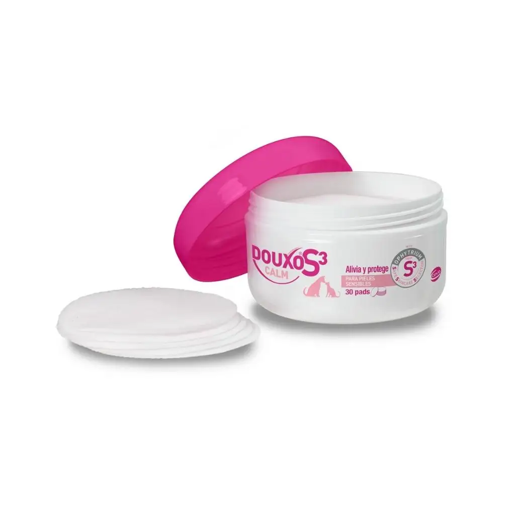 Douxo S3 Calm 30 Pads - Itch Relief for Dogs and Cats with Sensitive Skin, soothing and hydrating cotton discs that restore skin balance and protect the skin barrier, perfect for irritated or itchy
