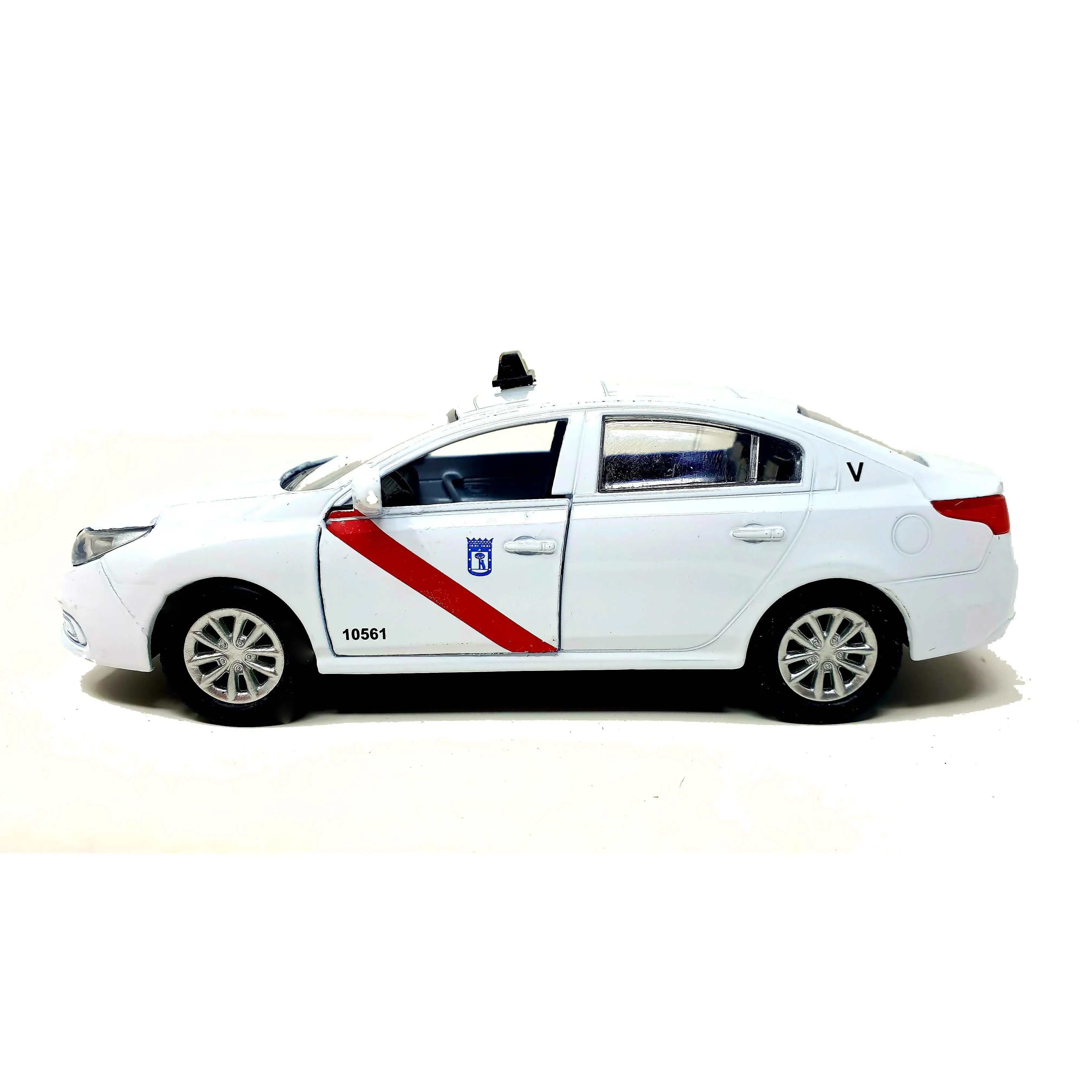 Taxi de Madrid. Vehículo metálico con partes de plástico, las medidas aparecen en las fotos , ruedas libres, las puetas delanteras se abren. PLAYJOCS GT-2894
