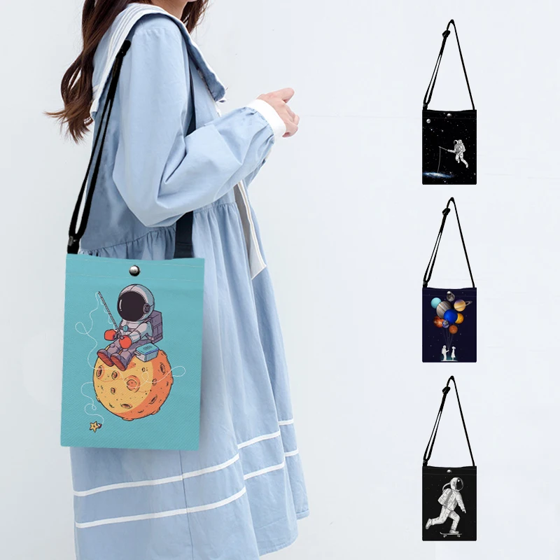 2021 Summer Small Shoulder Bags Women Classic Le Petit Prince Print Crossbody Cell Phone Pouch Purse Cartoon Astronaut Printed