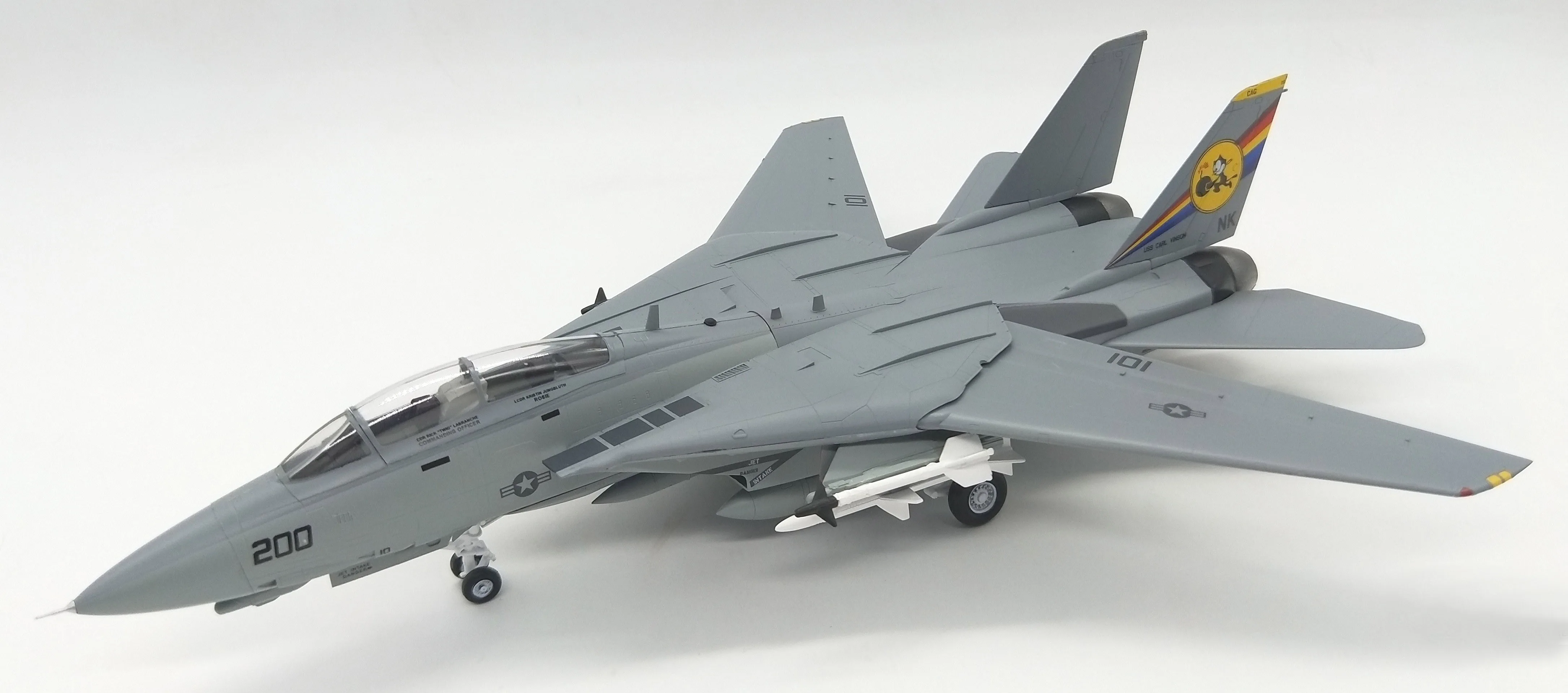 1:72  Us F-14D vf-31  Bomb cat squadron  Fighter model  Static simulation finished product   7194 Variable swept wing