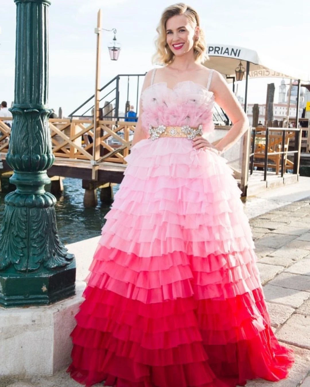 Gradiente rosa elegante requintado vestido feminino até o chão tule plissado em camadas vestido de noite vestido de festa plus size feito sob encomenda