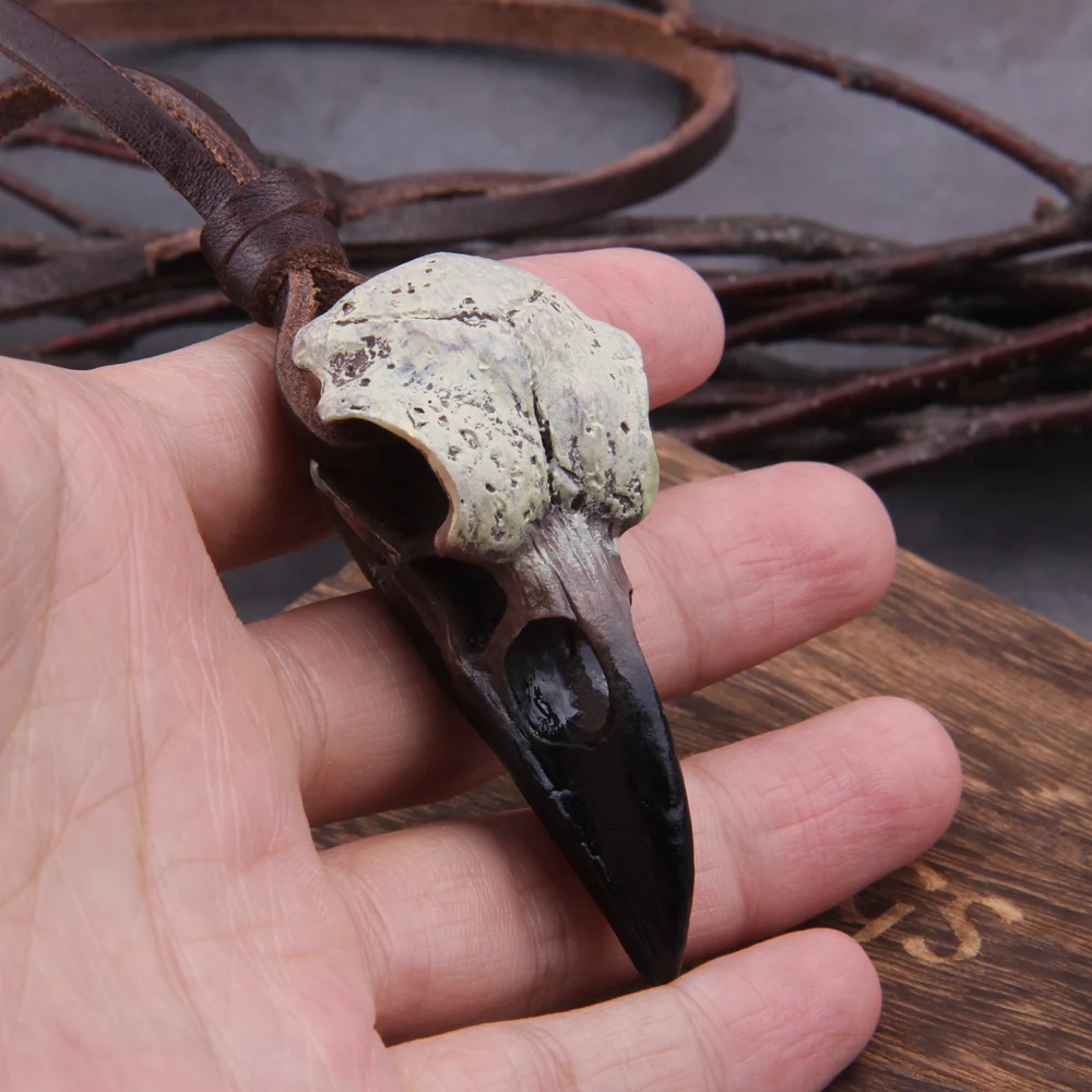3D Goth Raven Skull Necklace Resin Replica Raven Magpie Crow Poe Gothic Gift,Halloween Raven Skull Necklace with wooden box view 6