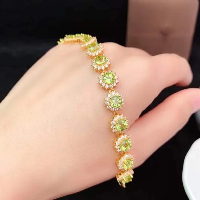 

New olivine women's bracelet. The latest design. Personality. Exquisite. 925 Sterling Silver Rose Gold