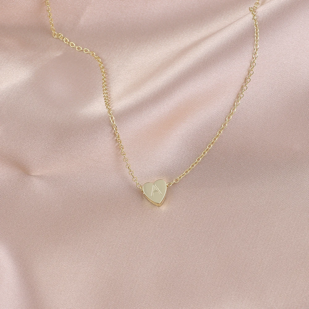 Cute A-Z Letters Engraved Heart Shape Pendant Minimalist Clavicle Chain Gold Sliver Plated Necklaces For Women Personality Gift