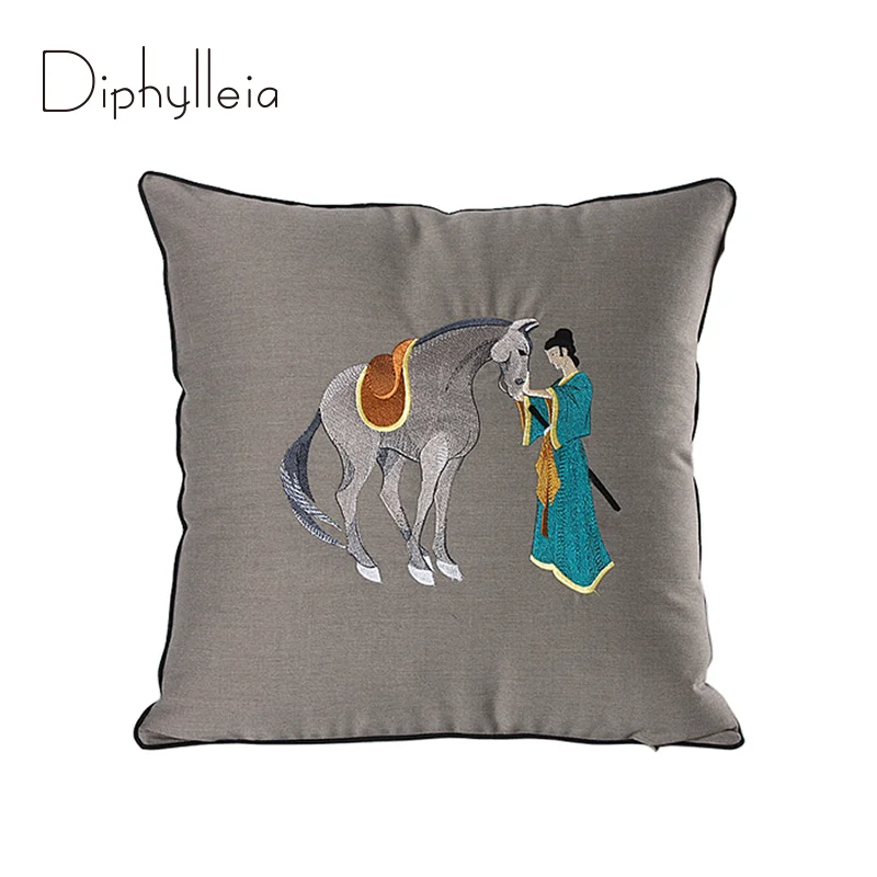 Diphylleia Cushion Cover Chinoiserie Chinese Feature Horse And Man Brocade Embroidered Quaint Elegant Throw Pillow Case Luxury