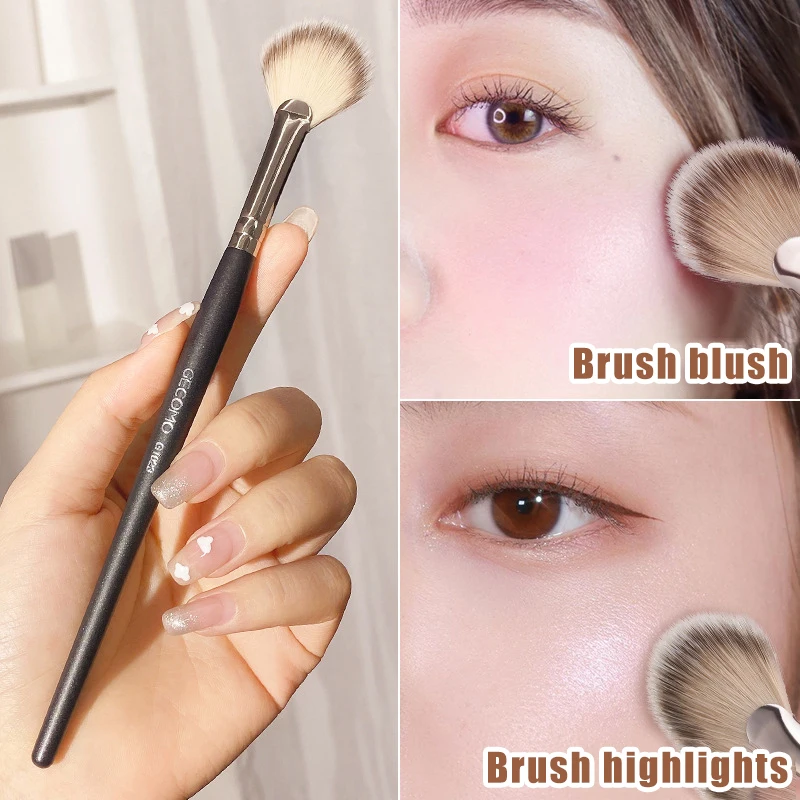 1Pcs Soft Powder Brush Large Fan Blush Foundation Blusher Highlighter Lady Beauty Facial Makeup Brushes Cosmetic Tools Maquiagem