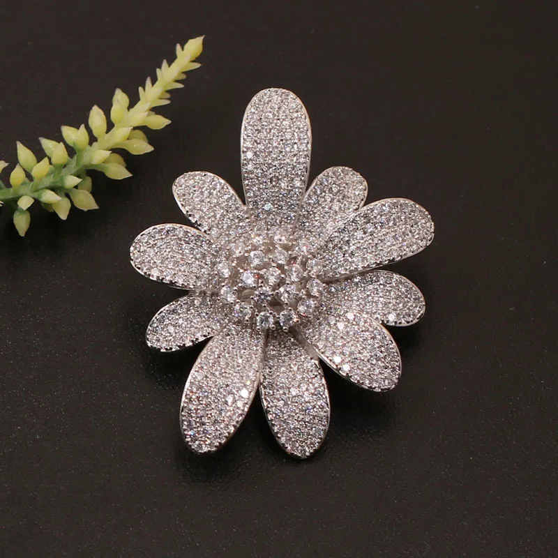 Vanifin Fashion Jewelry Western Style Delicate Flower Brooch Pendant Dual Use for Banquet Micro Paved Luxury Bridal Best Gift