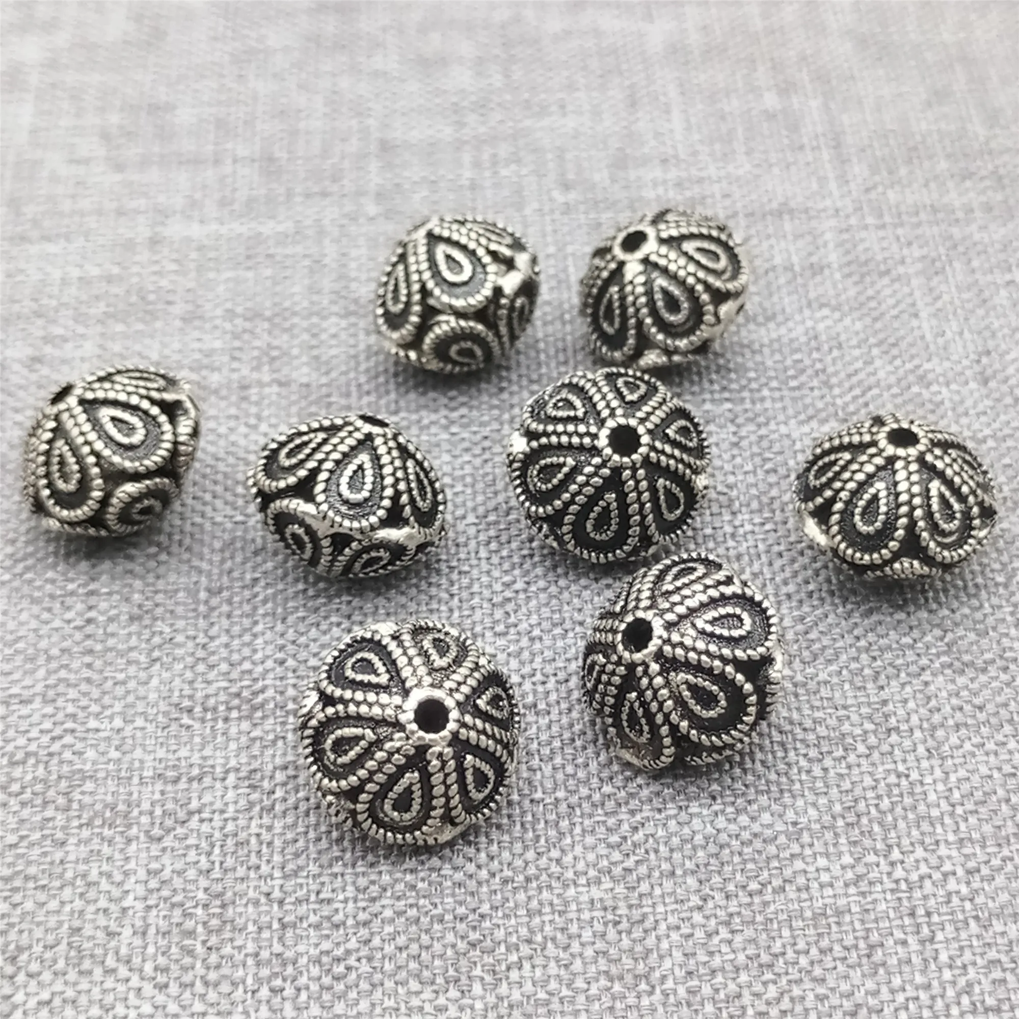4pcs of 925 Sterling Silver Oxidized Flower UFO Saucer Beads for Bracelet