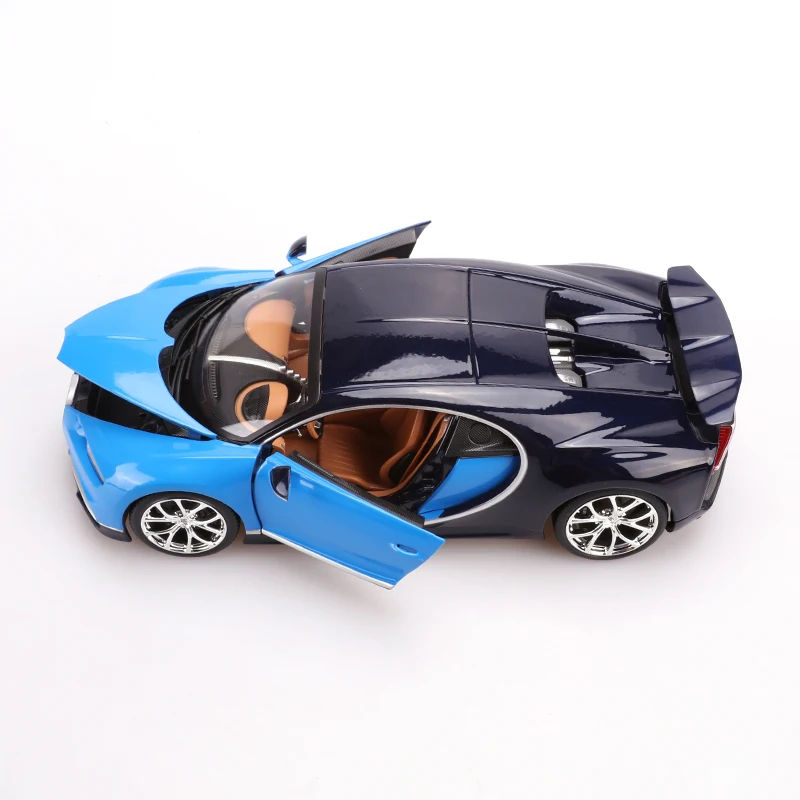 Bburago 1:18 Bugatti Divo Chiron Sports Car Static Simulation Die Cast Vehicles Collectible Model Car Toys