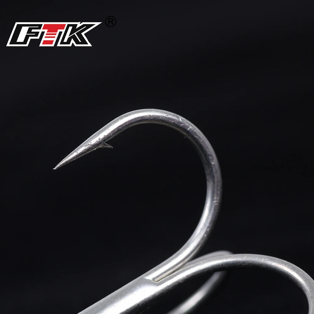 FTK High Carbon Steel Fishing Hook triple Super solid Sharp Barbed Treble Hooks 3/0# 1/0# 1# 2# 4# Fishing Lure Tackle Fishhooks