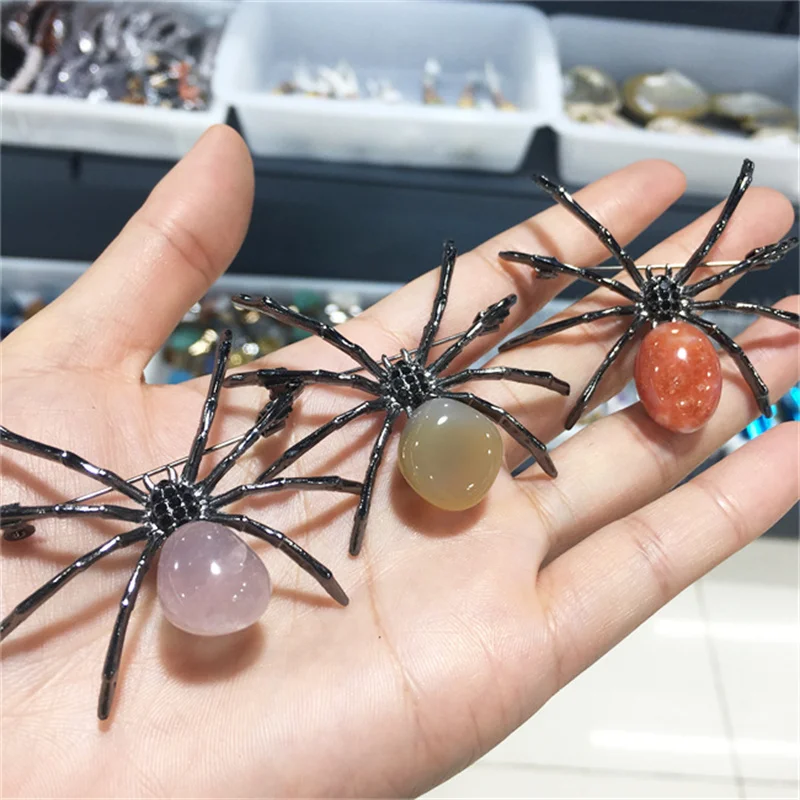 New gem brooch with natural crystal agate carved spider alloy pendant healing stone quartz unique decoration