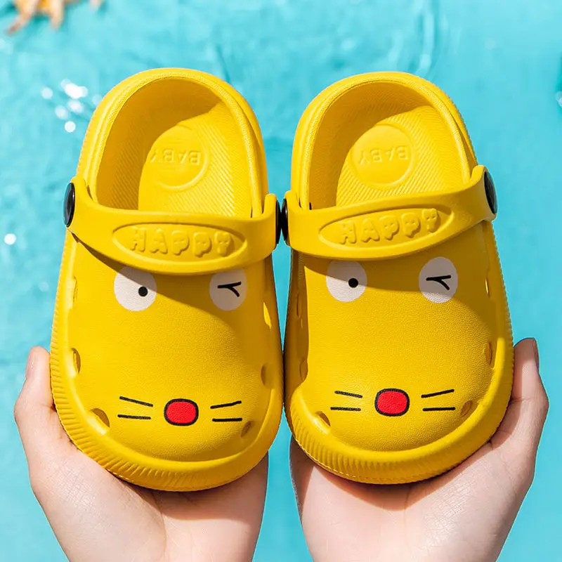 Neue Sommer Cartoon Clogs Loch Schuhe kinder Slippersinfant Nicht-slip Weichen Boden Innen Anti-kollision Sandalen und hausschuhe