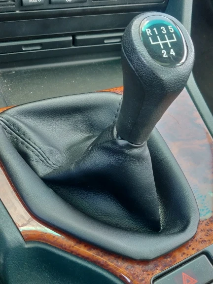 Car Shift Gear Stick Manual Shift Boot Black Leather Boot With Frame For BMW E30 E36 E39 E46 E81 E82 E87 E88 E90 E91 E92 E93