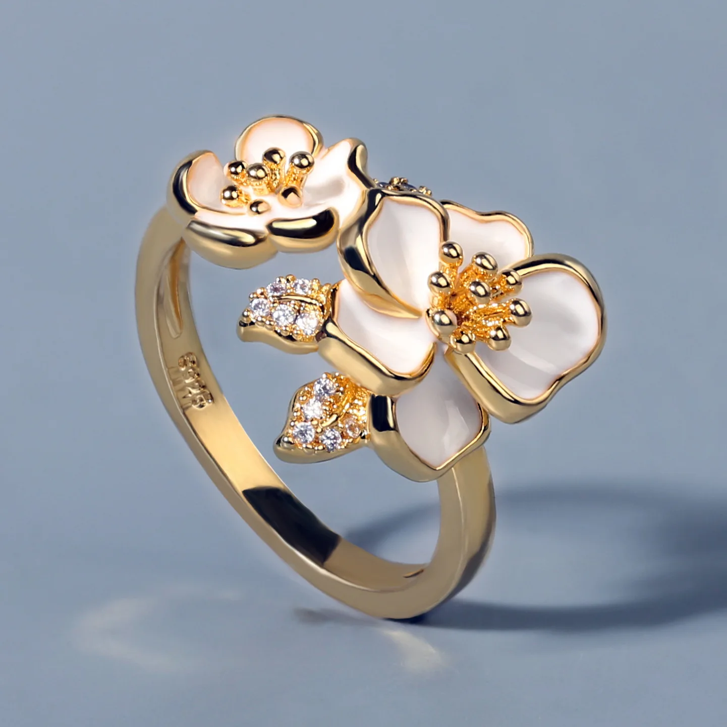 Exquisite Small Fresh White Flower Ladies Ring Small Daisy Jewelry Ladies 925 Silver Handmade Enamel Ring Wedding Rings