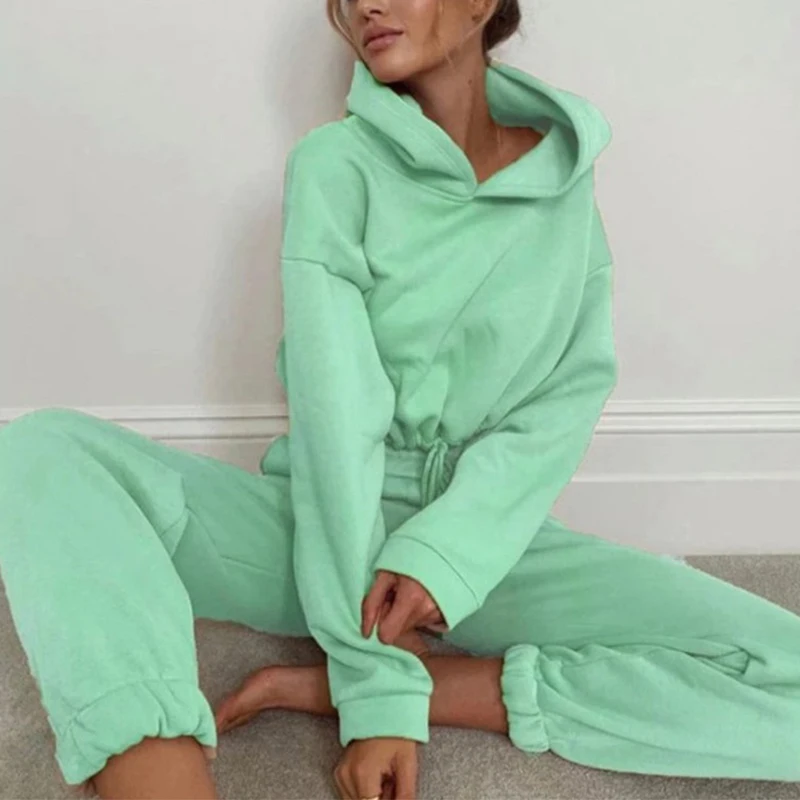 New Street Hot Fashion Casual Sweatshirt Solid Color Thick Two Piece New Sports Leisure Suit Long-Sleeved Style Womens Suit